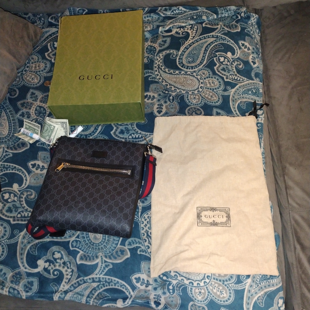 Gucci bag - Picture 3 of 4